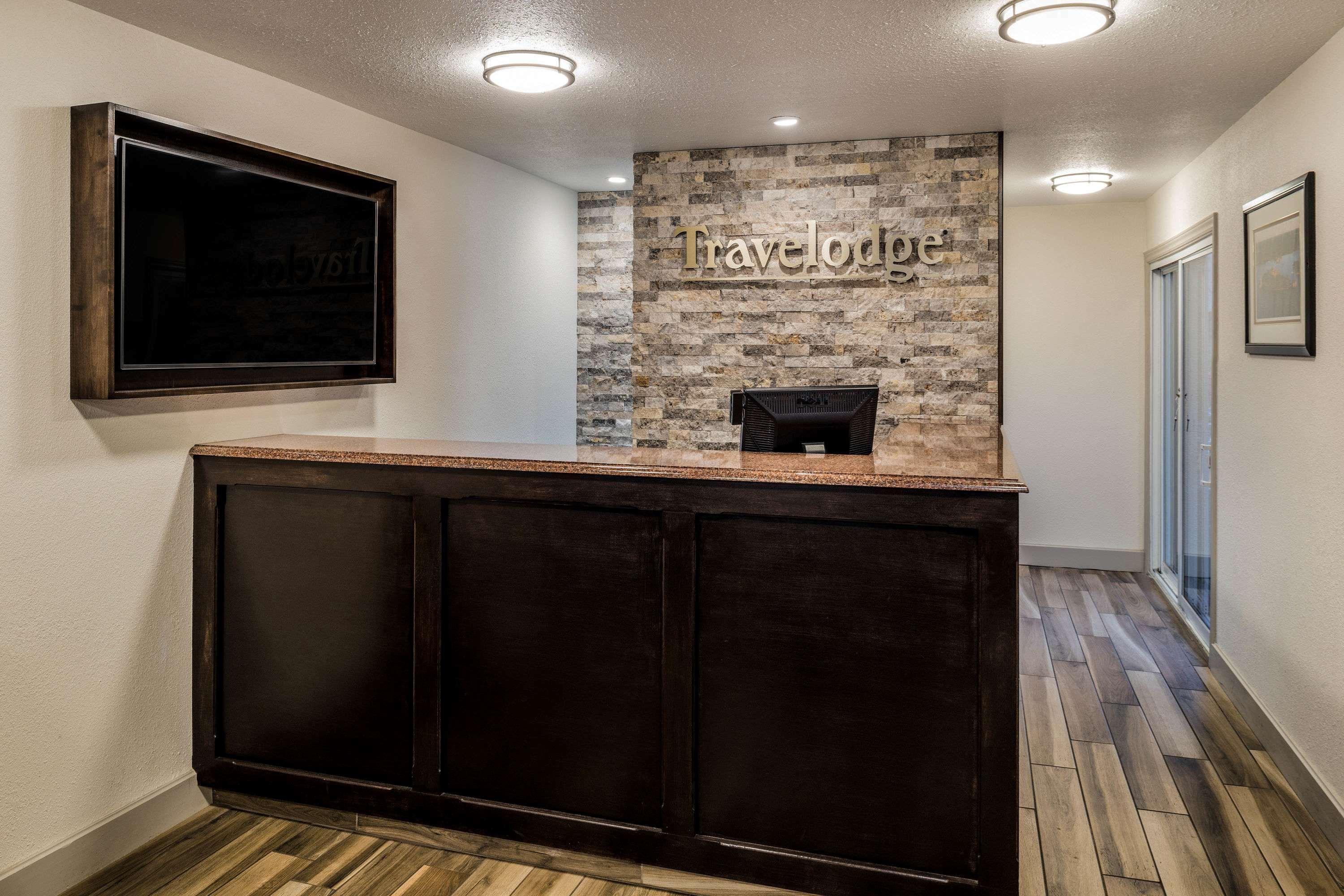 Travelodge By Wyndham Gananoque Ngoại thất bức ảnh